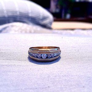 Men's 14K Gold Wedding Band